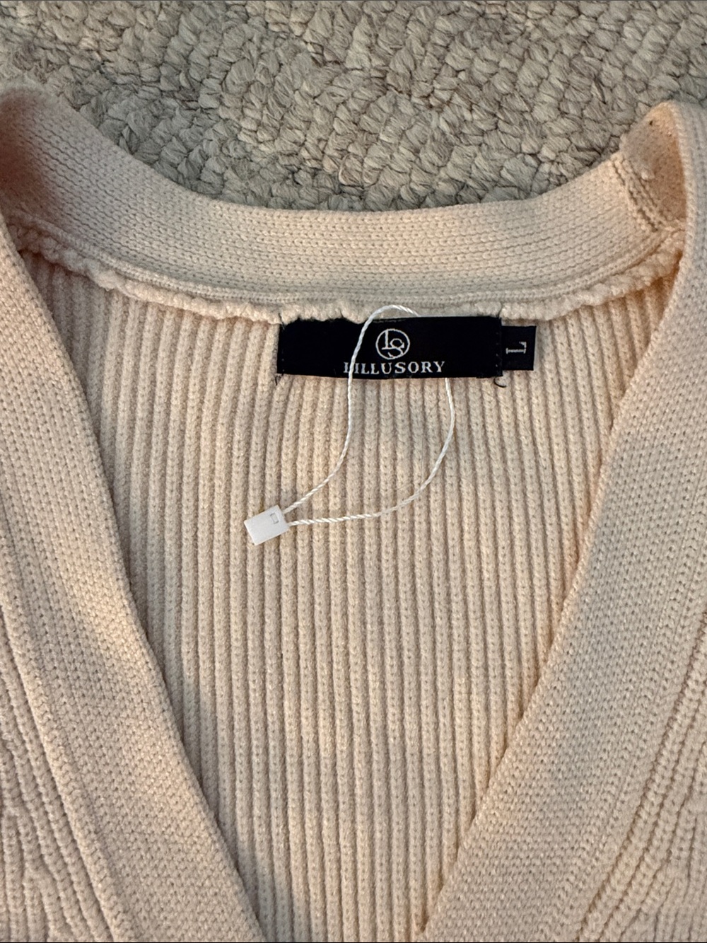 Classic Cream Ribbed Button-Front Cardigan - Picture 2 of 2